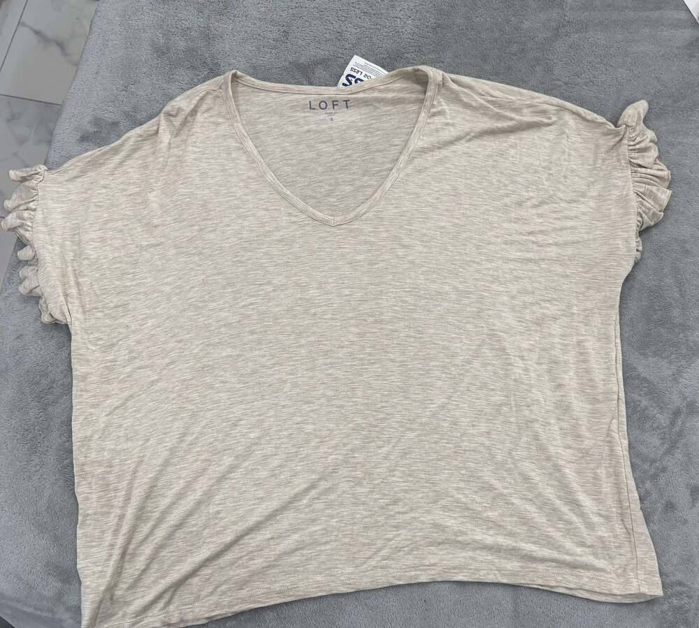 LOFT V-Neck Slub Knit Ruffle Sleeve Top Beige Size S